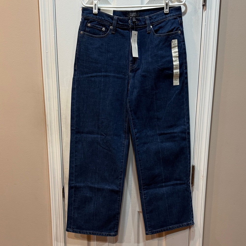 Banana Republic Dark Blue Women’s Straight Jeans **NWT**